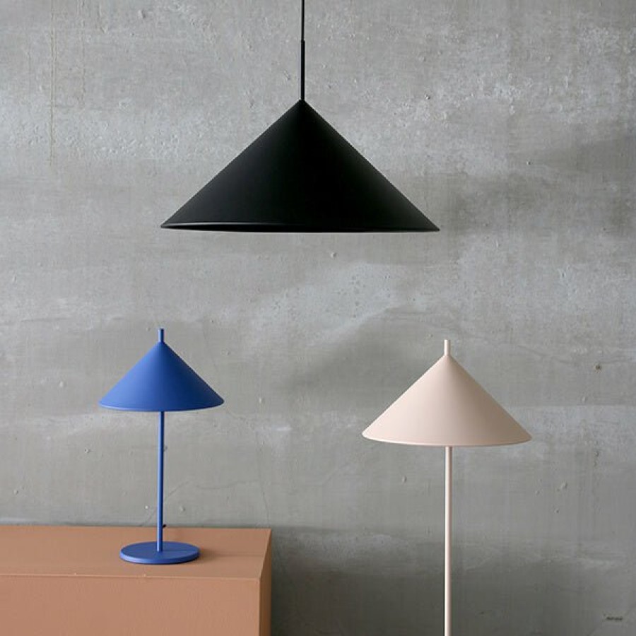 Furniture HKliving | Metal Triangle Table Lamp M